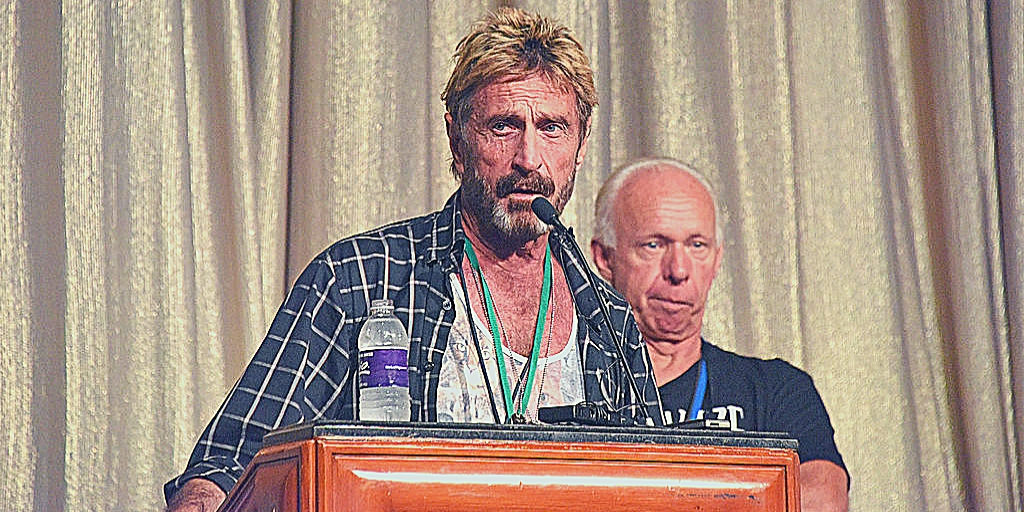 John McAfee is completely crazy about negatives the price drop bitcoin does not interest, do normally