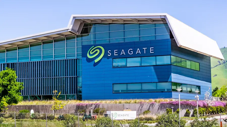 Seagate and IBM launch pilot testing of blockchain-based hard drive production system