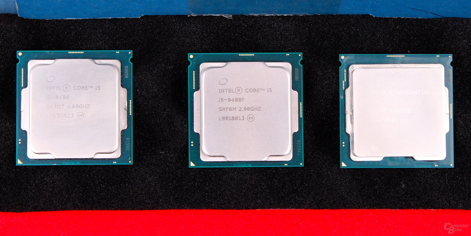 i5-8400 and i5-9400F with the same heat spreader, 9900K uses a new model