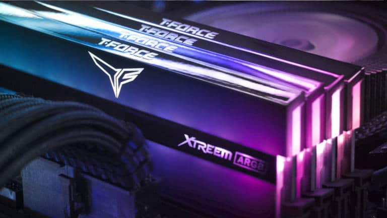TeamGroup T-Force Xtreem ARGB, DDR4 with mirror finish