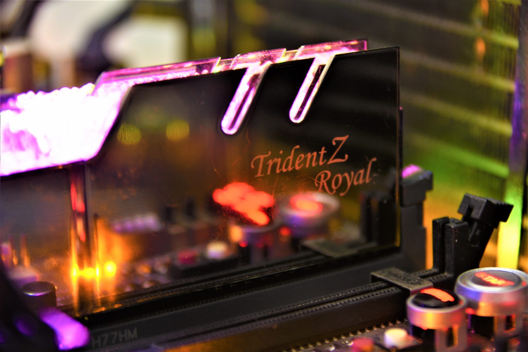 Review G. Skill TridentZ Royal 3200MHz 2x8GB [F4-3200C16D-16GTRS] |