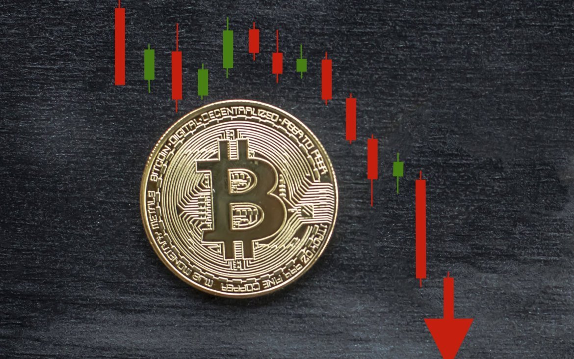 Bitcoin (BTC) Price Forecast: Will it Drop to 3 thousand 600?