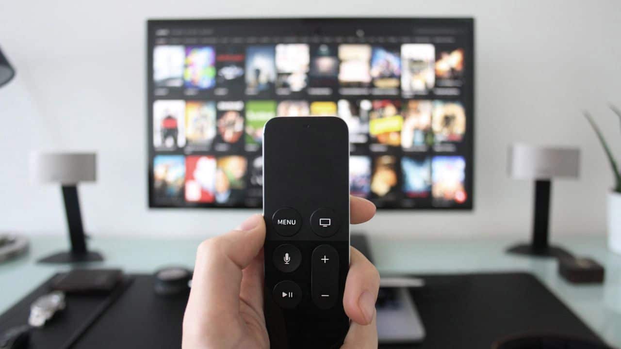 how to access free video streaming services