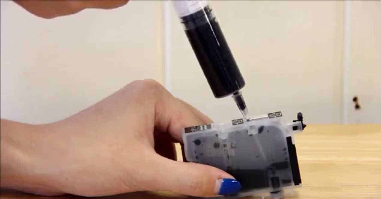 How to Refill Ink Cartridges in a Printer