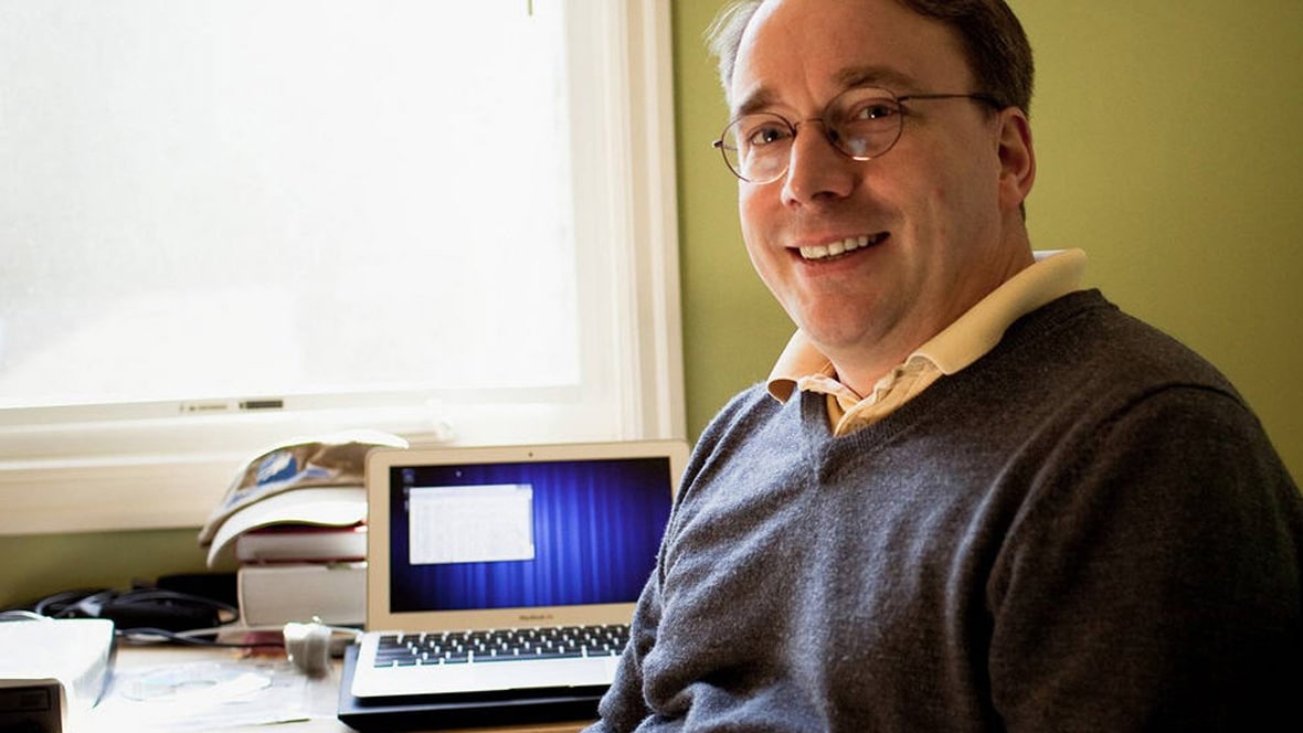 Linus Torvalds sceglie una CPU AMD per il nuovo PC, abbandona Intel dopo 15 anni