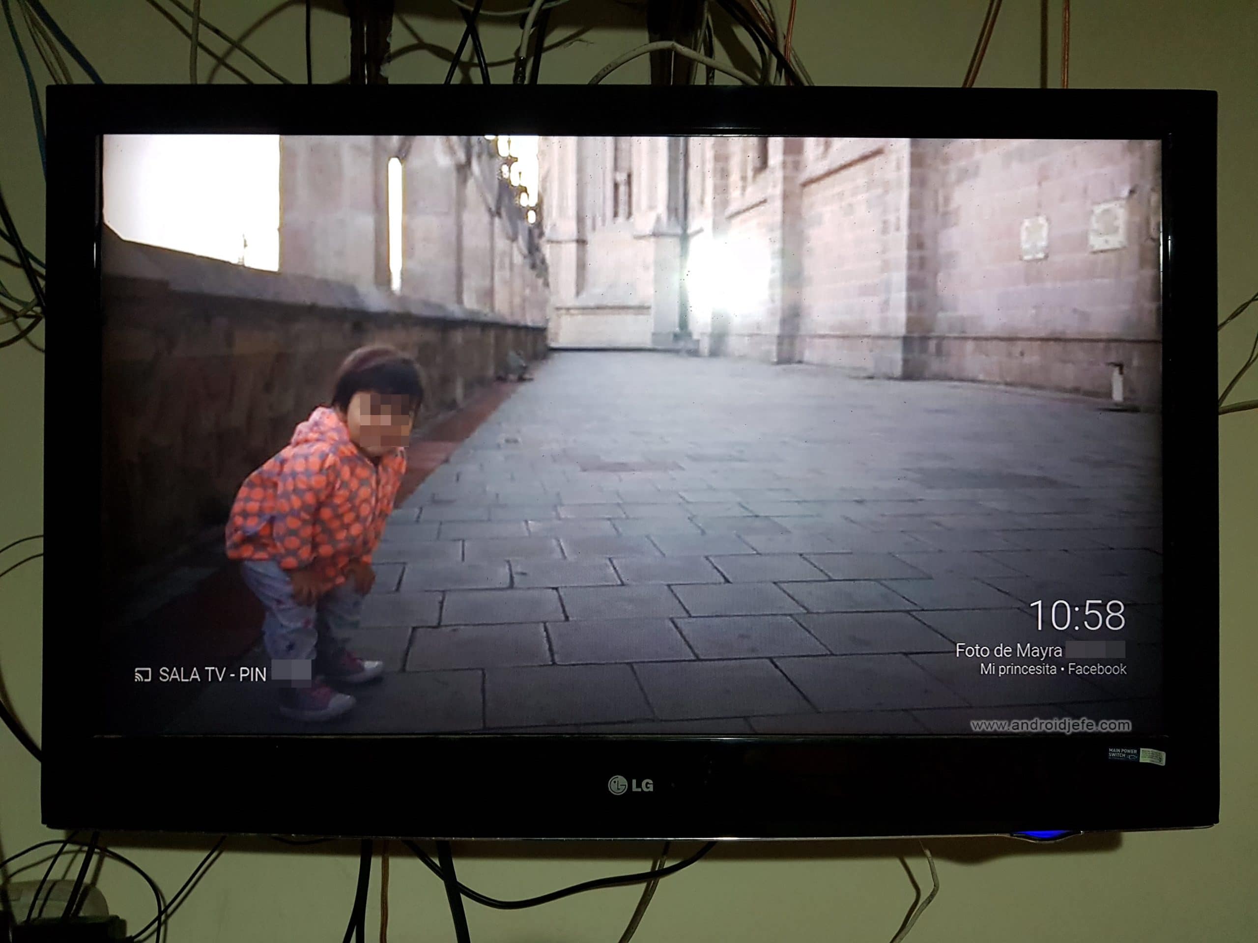 Cómo poner TUS fotos como fondo de pantalla en la TV, vía Chromecast