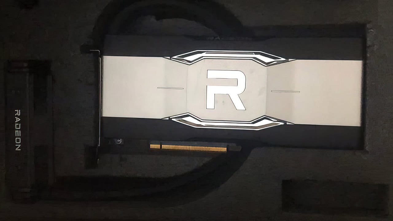 Radeon RX 6900 XTX liquid: photos of a prototype pop up