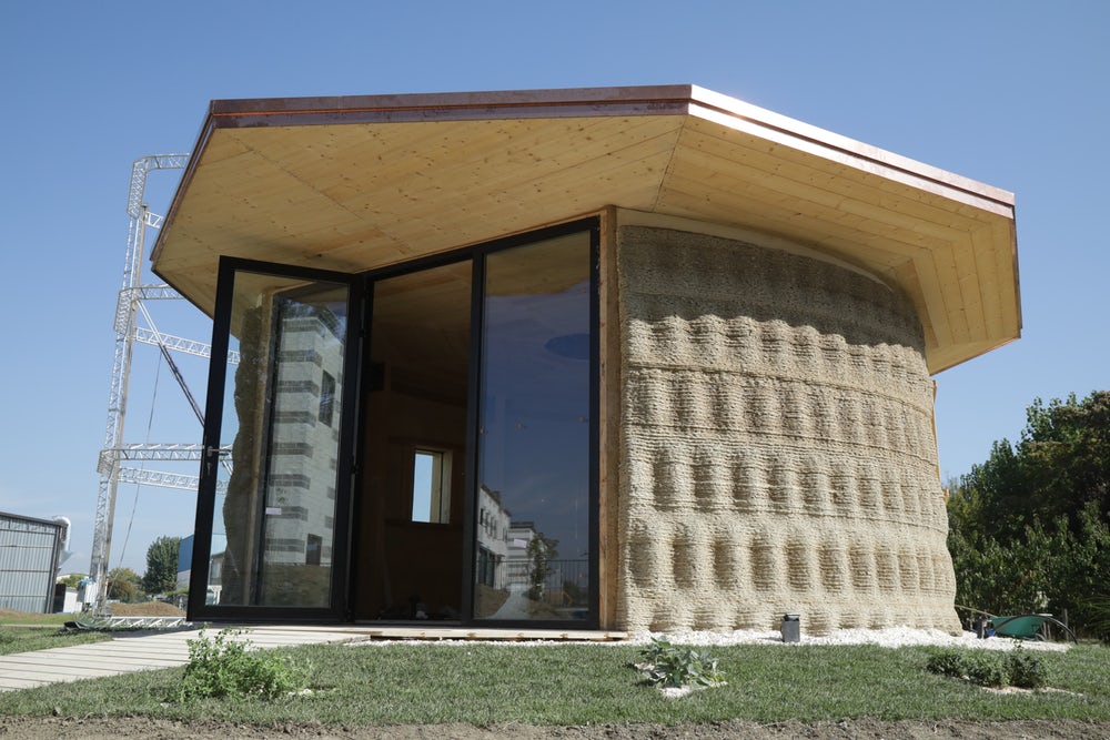 A house printed in 3D with the help of mud?  Why not!