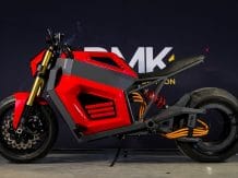 RMK finally showed a working prototype of its E2 electric motorcycle