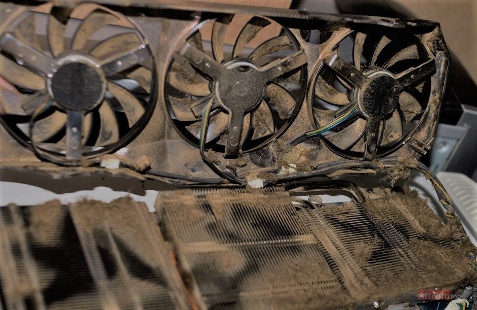 Dust how to clean video cards