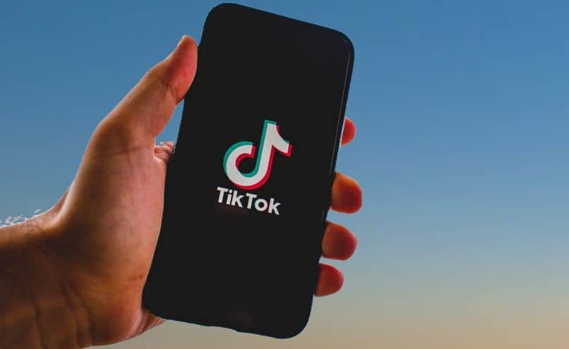 How to Share Videos on TikTok by Direct Message to Any Contact?