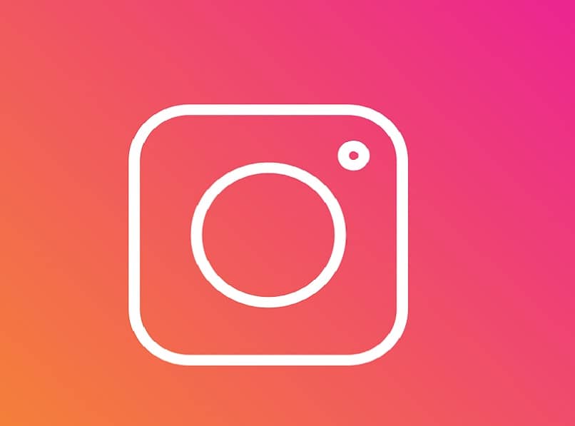 How to see the Violations of an Account on Instagram with the Mobile App?