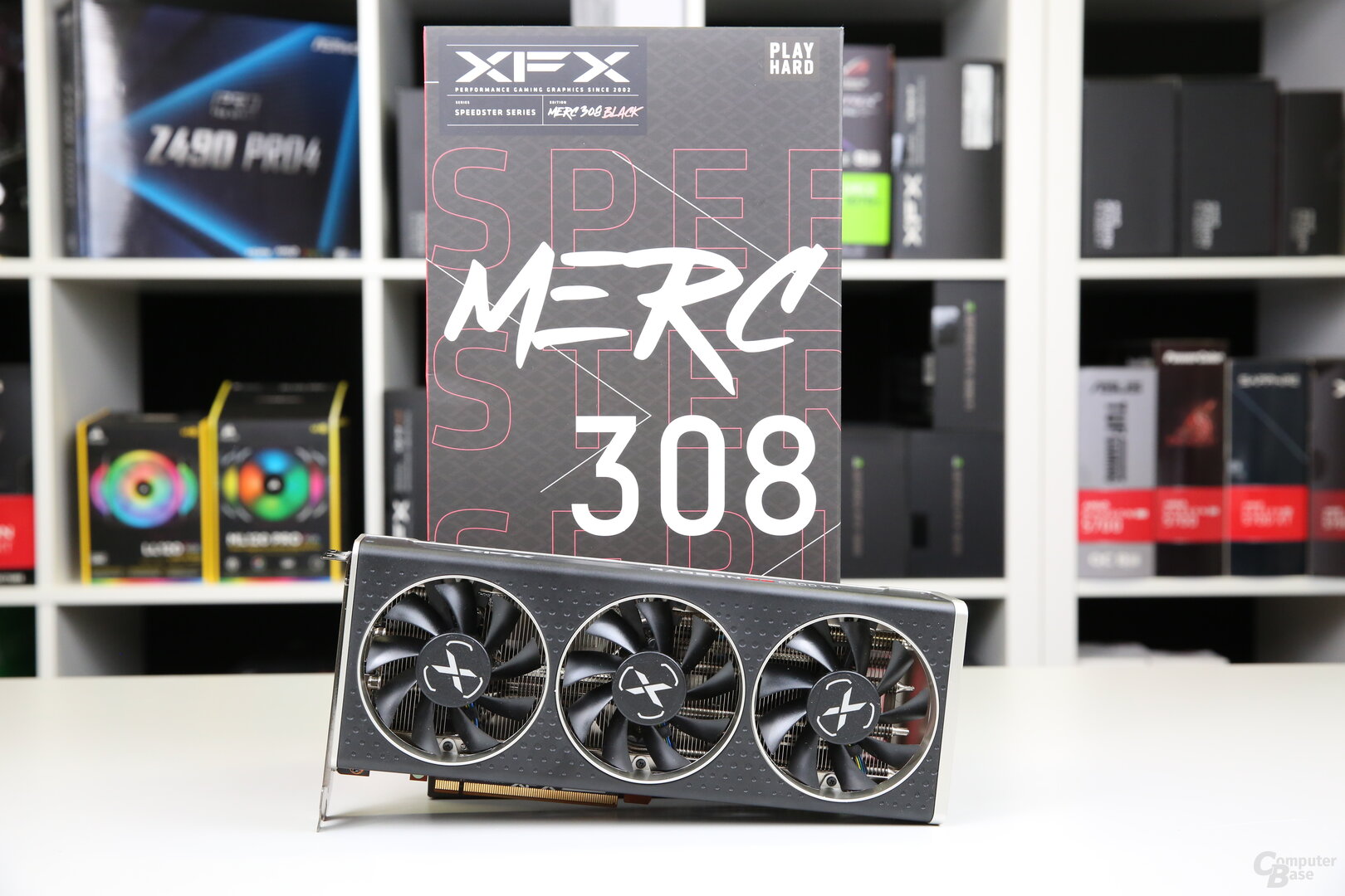 Die XFX Radeon RX 6600 XT Merc 308  Test 
