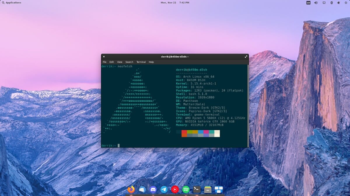Desktop with elementary operating system in Arch Linux
