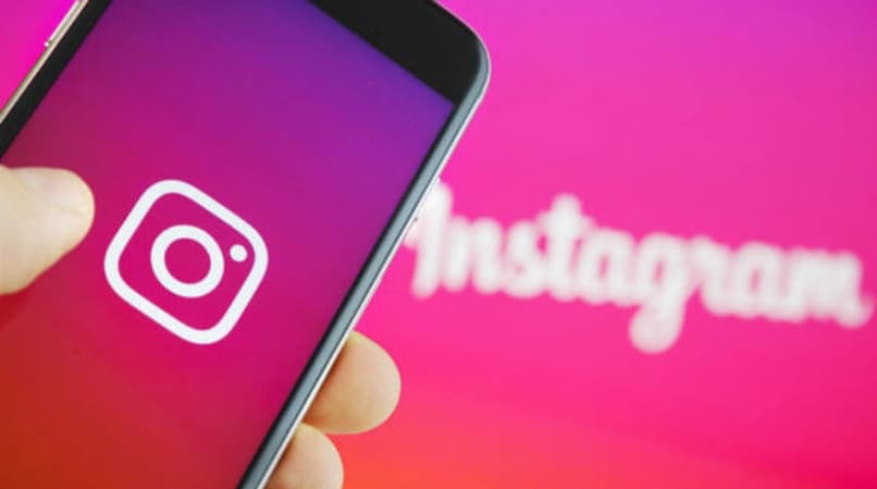 How to underline the text placed on your Instagram stories