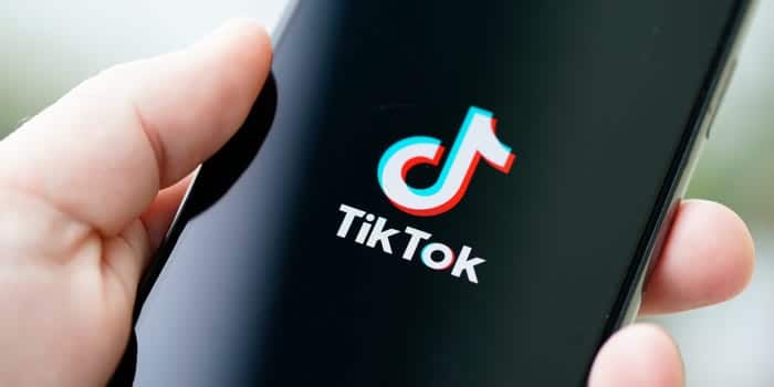 How to use the Favorites section in the TikTok app