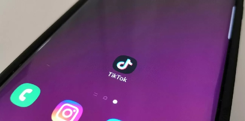 tiktok app on the mobile