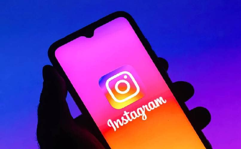 How do I delete Instagram messages from an iPhone or Android?