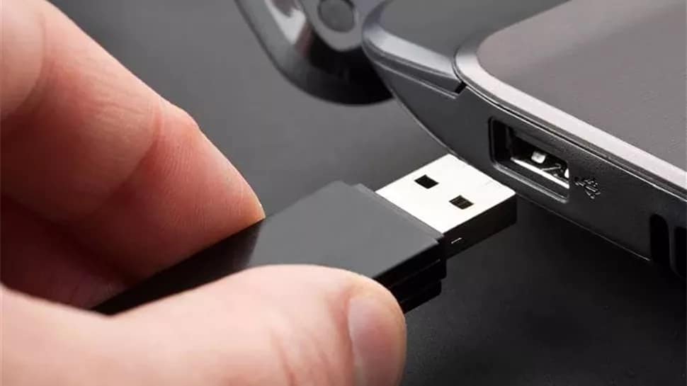 Russian company made a flash drive that can self-destruct