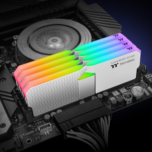 Thermaltake delights us with blank TOUGHRAM XG RGB memories