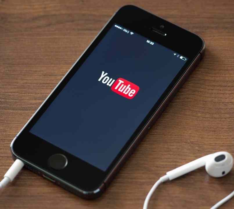 mobile with youtube