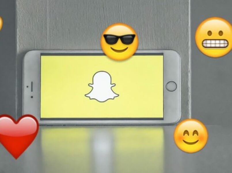 How to Make a Moving Emoji on Snapchat?  - Improve your Content