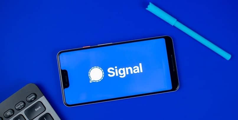 How to Send Signal Chats to my Archives and Get Them Out Easily?