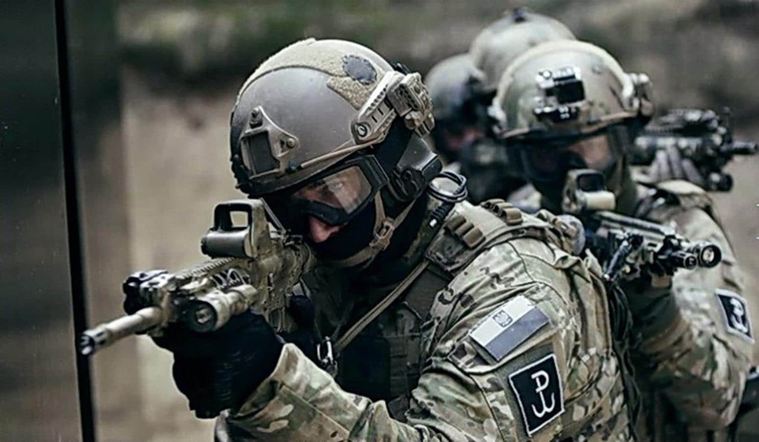 New uniforms for the Polish Special Forces.  What is known about them?