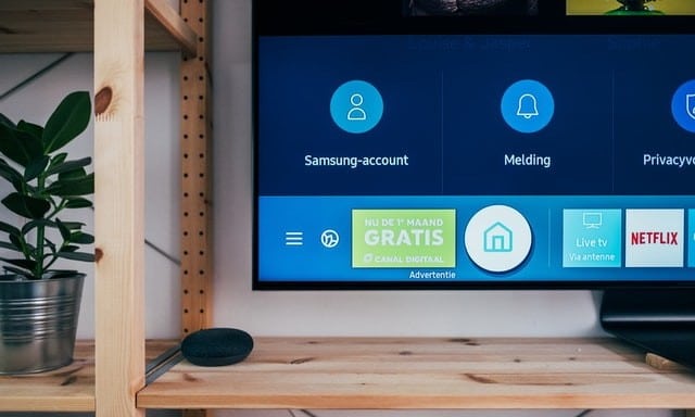 How to connect your iPhone to a Samsung TV