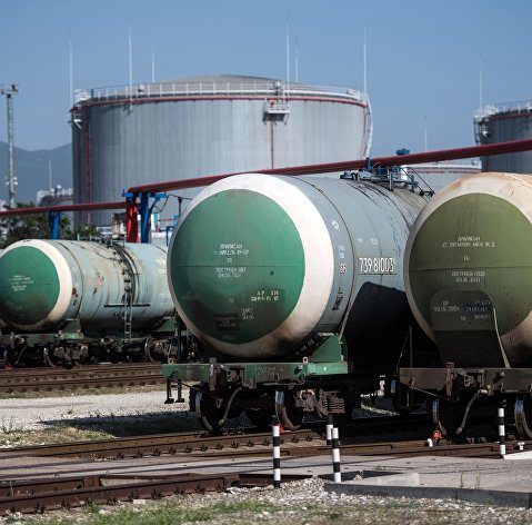 Tankers at the oil depot