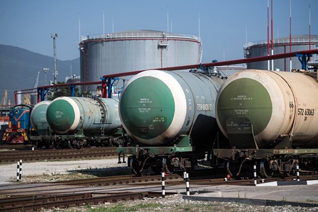 Tankers at the oil depot